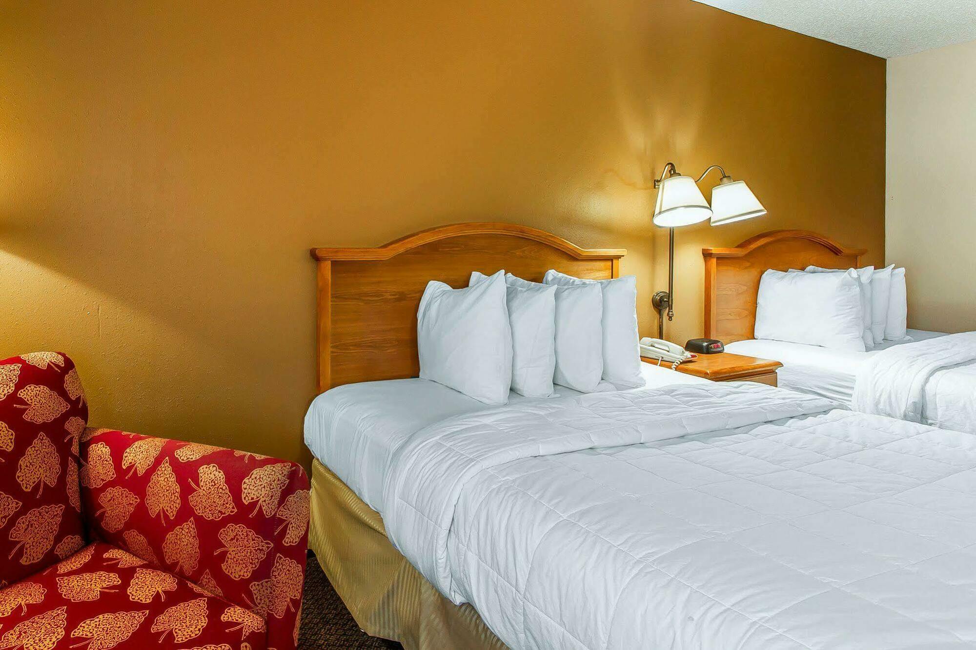 Quality Inn Burlington Near Hwy 34 Exterior foto