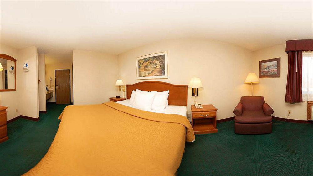 Quality Inn Burlington Near Hwy 34 Exterior foto